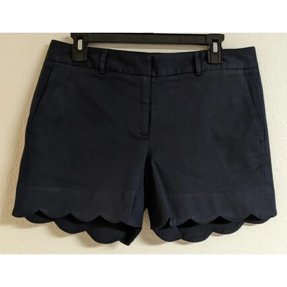 NWOT~Women's J. McGLaughlin Navy Blue Petal Shorts Scallop Trim Cotton Stretch 8